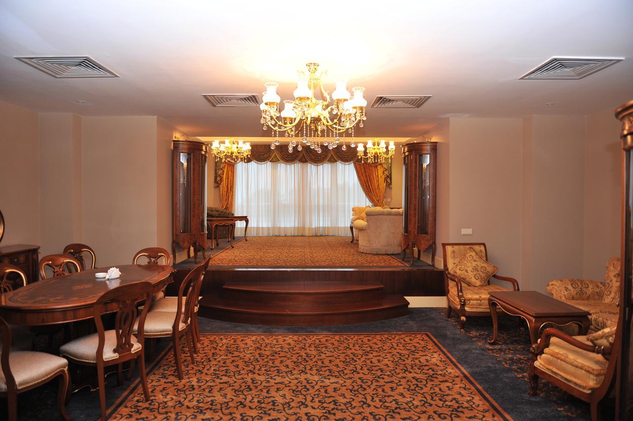 Hotel Intourist Palace Batumi Quarto foto